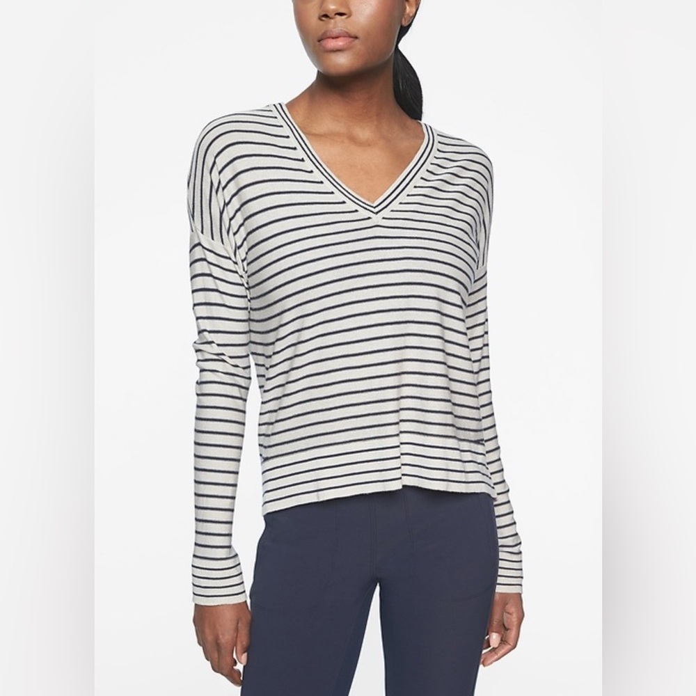 Athleta Women’s Retreat Sweater Cotton/Cashmere/Silk Fog Gray/Navy Striped Large
